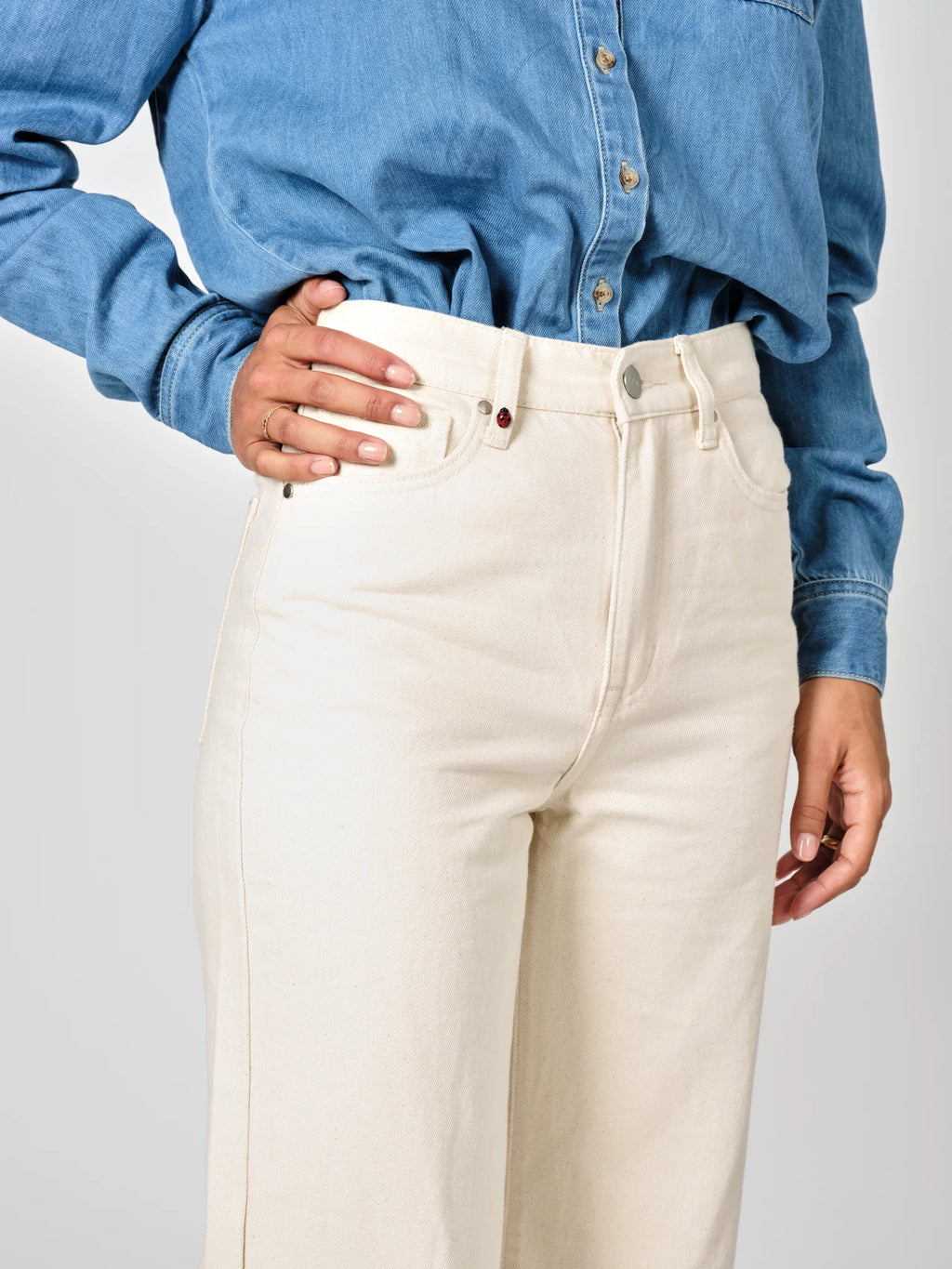 Jean large taille haute beige FLEURE