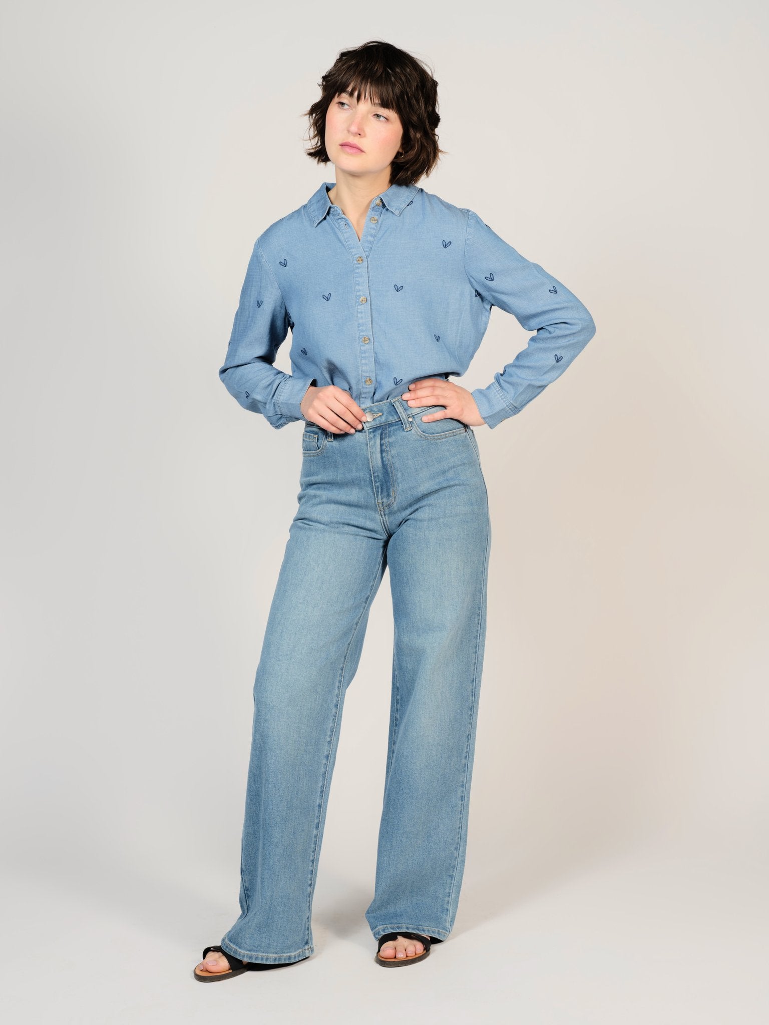 Jean large bleu FLORA STRASS