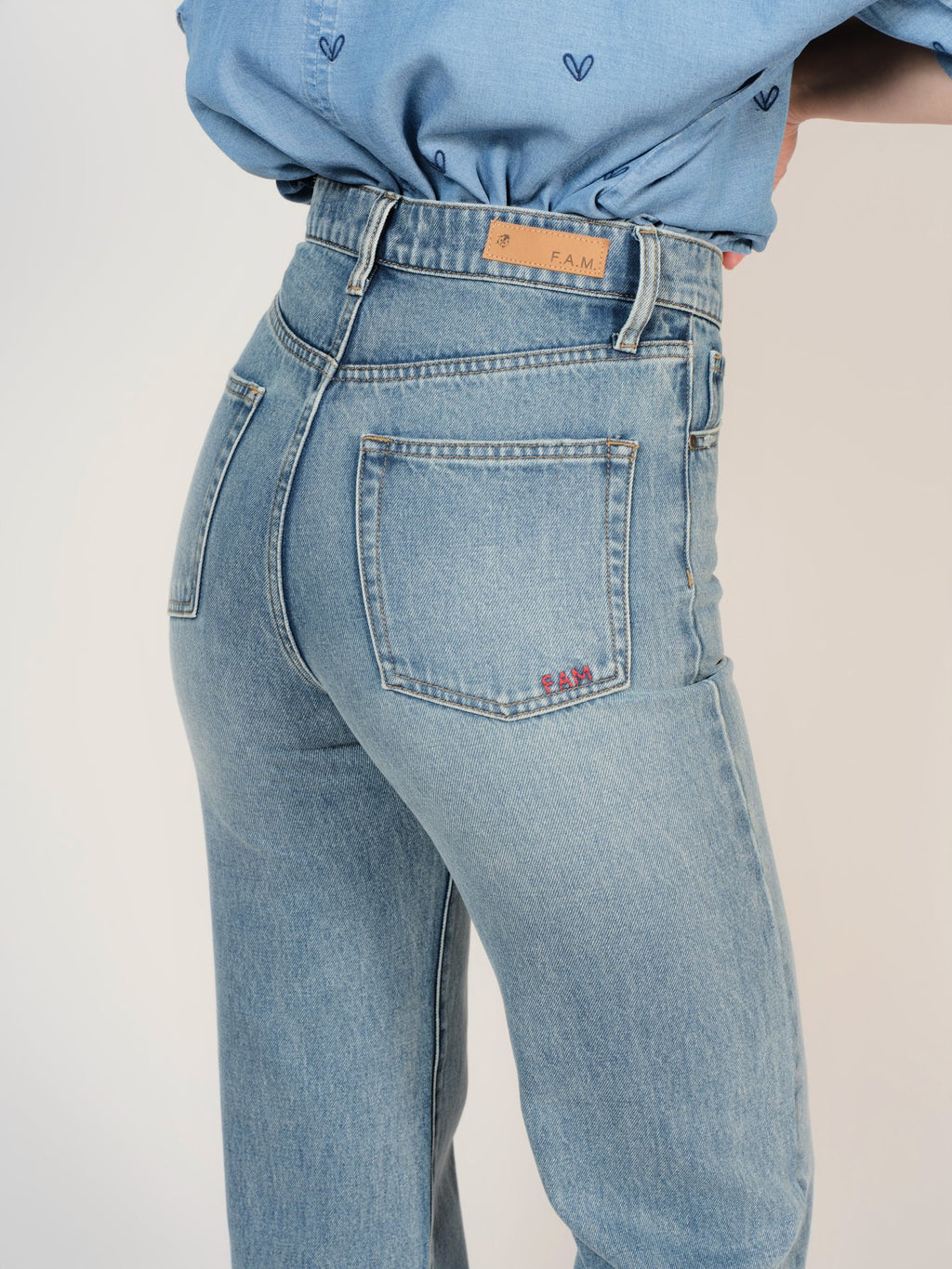 Pola Long blue straight jeans in 100% Cotton