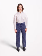 LENA: Baggy jeans for casual elegance and assured comfort