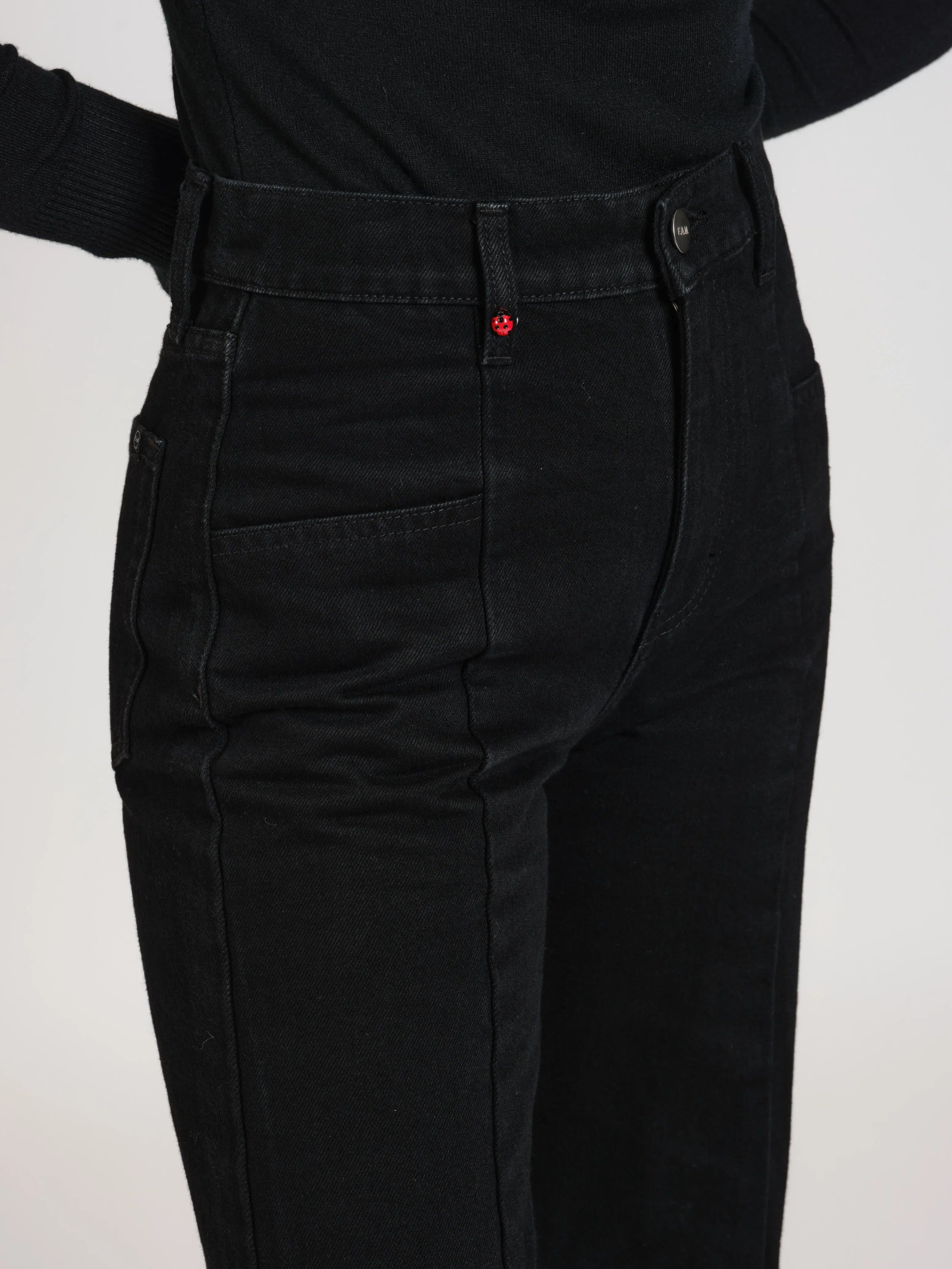 Jean large taille mi-haute noir FILA