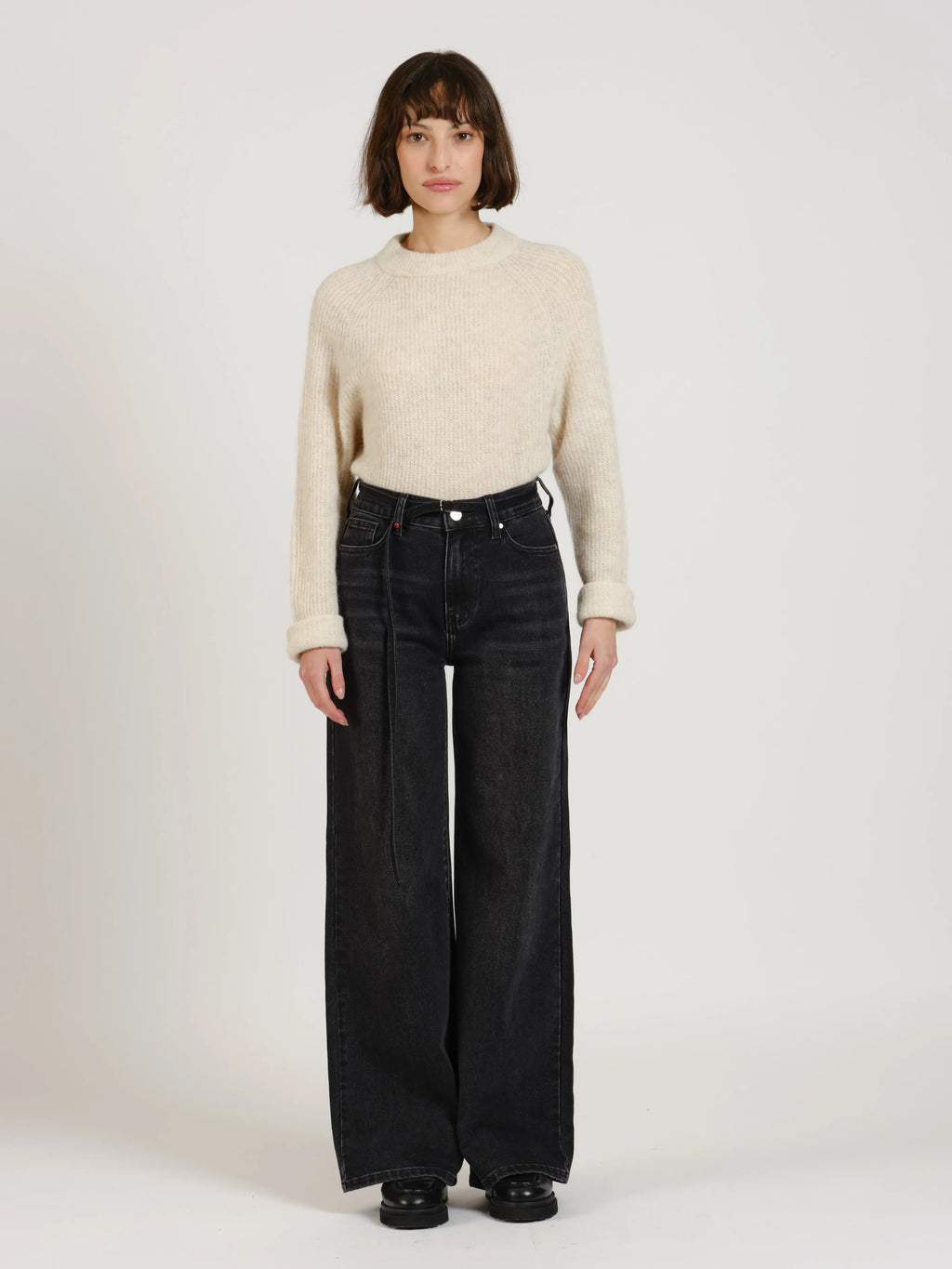 FLORA high-waisted wide-leg black jeans