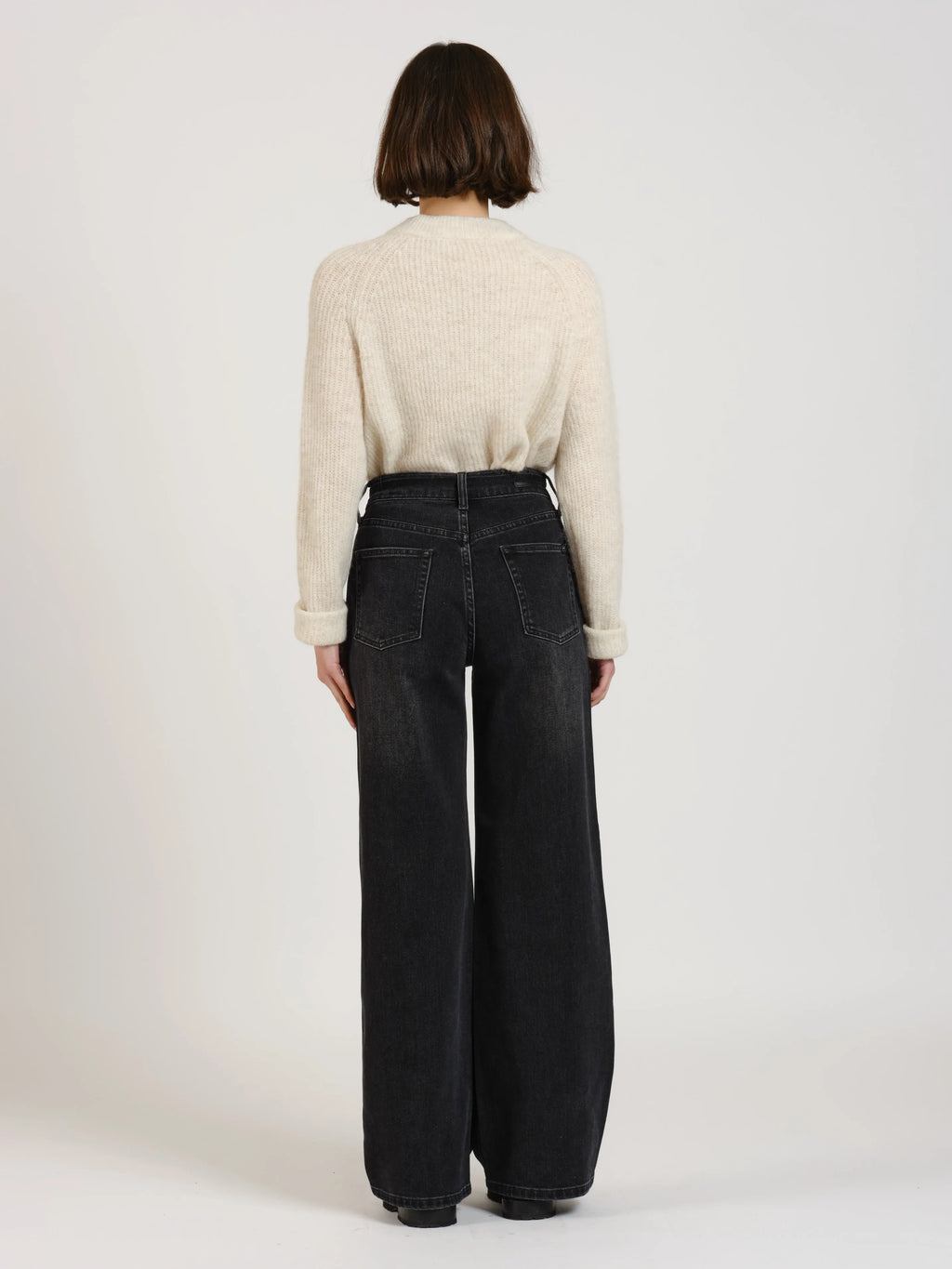 FLORA high-waisted wide-leg black jeans