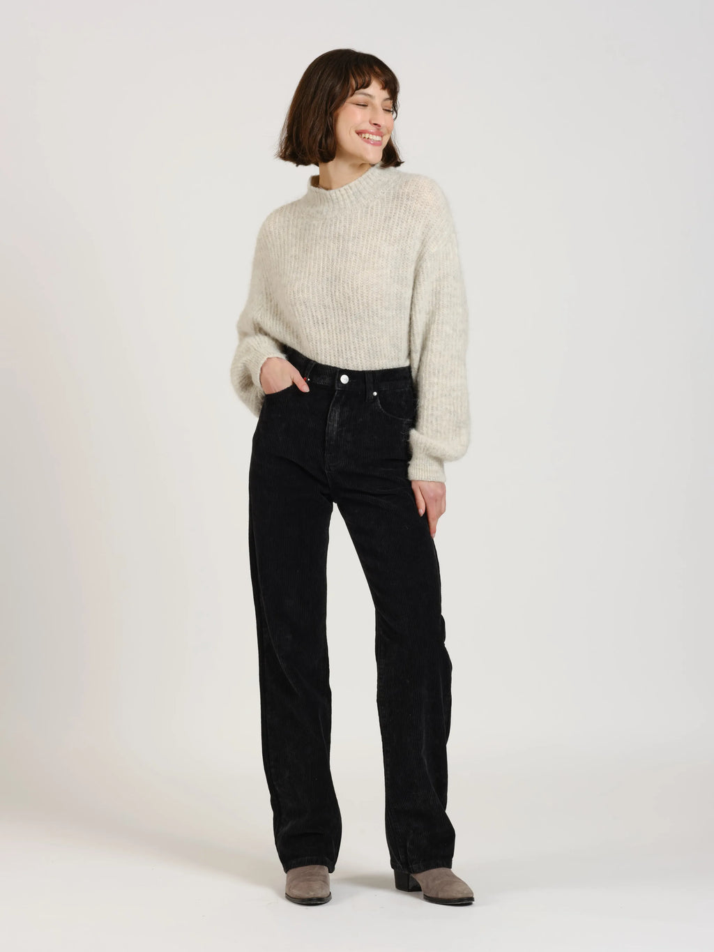 Pantalon straight en velours POLA LONG