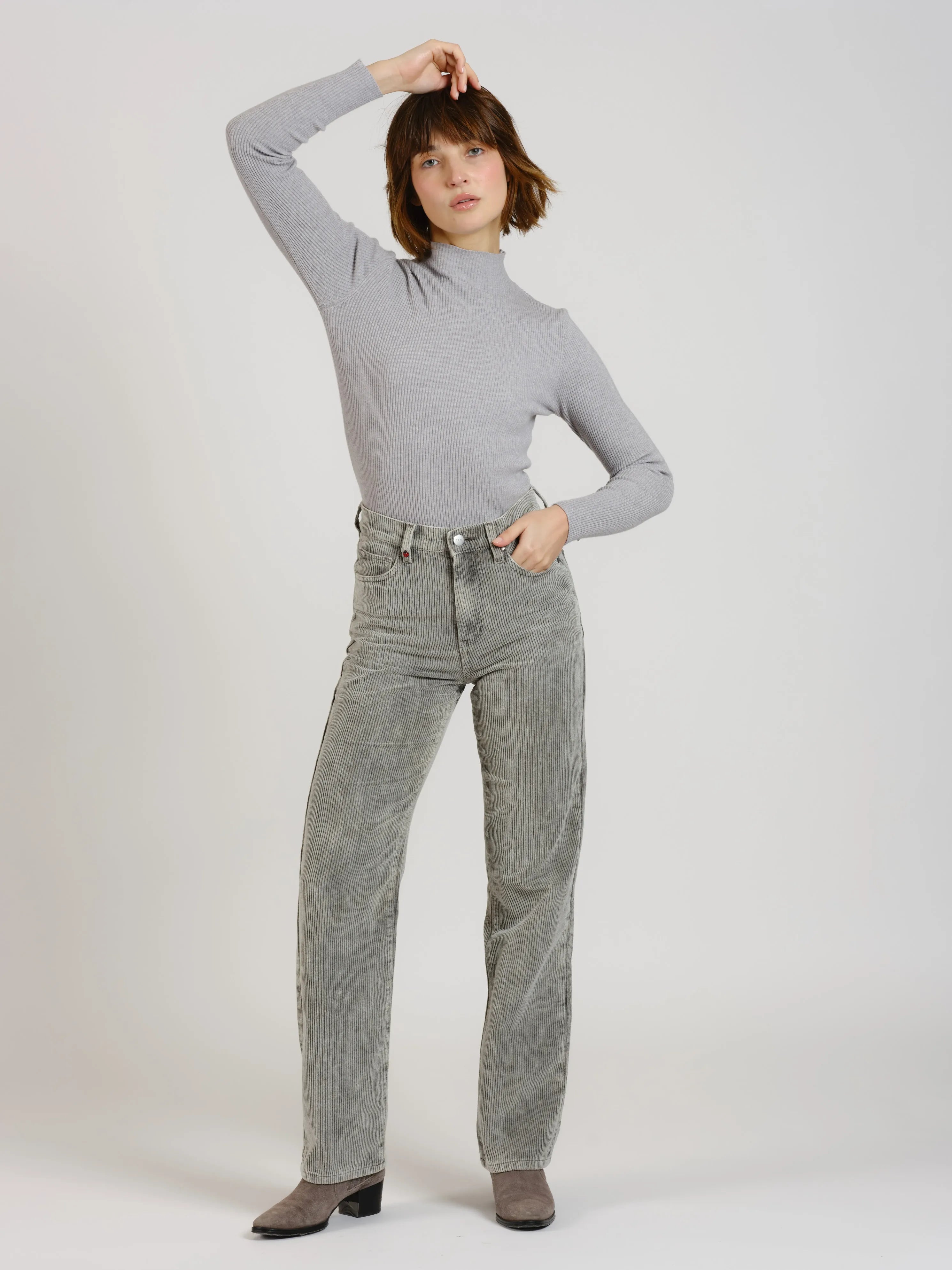 Pantalon straight en velours POLA LONG
