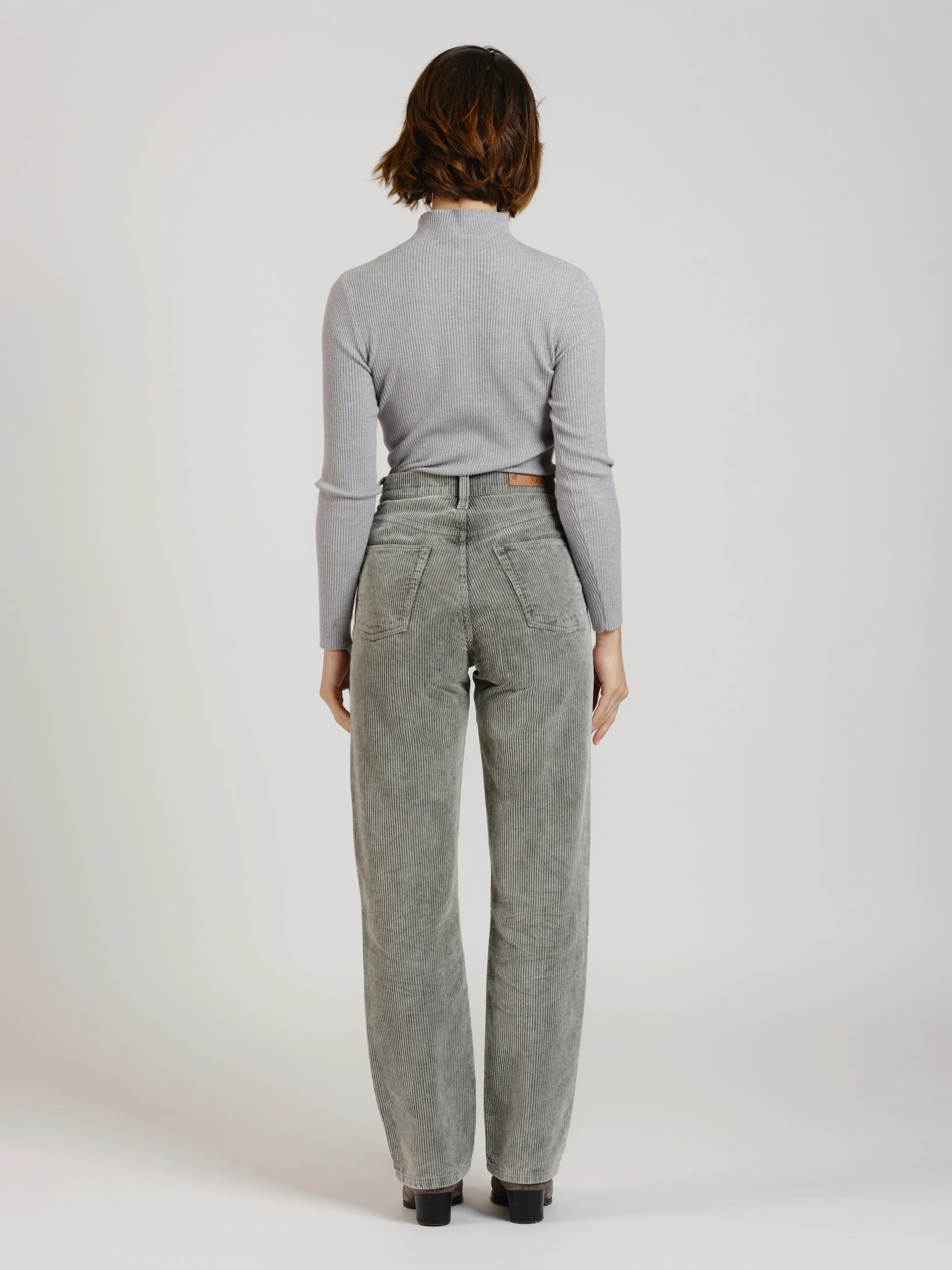 Pantalon straight en velours POLA LONG