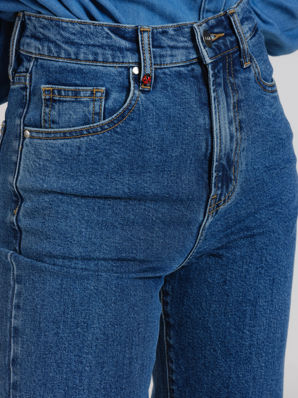 Pola straight leg stone jeans