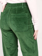Pantalon évasé en velours vert FAUVE femme, GREEN, taille XS, porté par Priscilla (1m76) – photo 5
