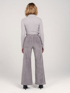 Pantalon évasé en velours gris FAUVE femme, GREY, taille XS, porté par Priscilla (1m76) – photo 4