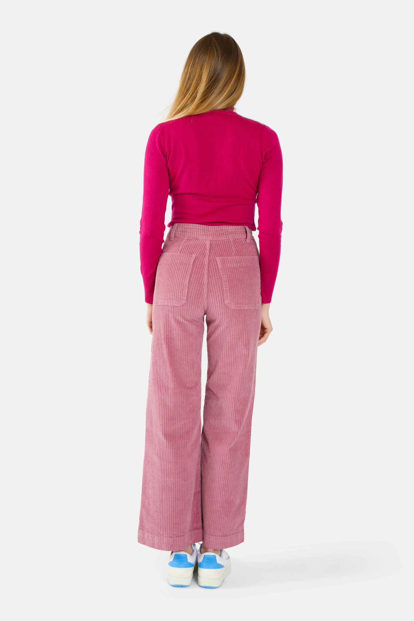 Pantalon évasé en velours vieux rose FAUVE femme, OLD PINK, taille XS, porté par Lilou (1m75) – photo 5