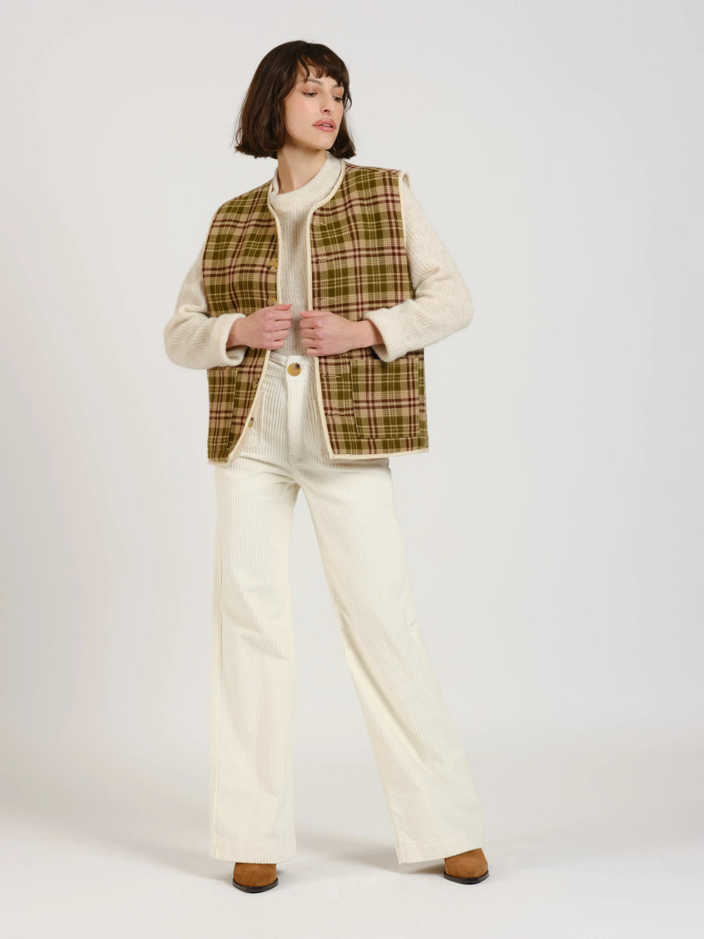 Veste sans manches réversible VALE femme, BEIGE/CARREAUX, taille XS, porté par Léa (1m70) – photo 2