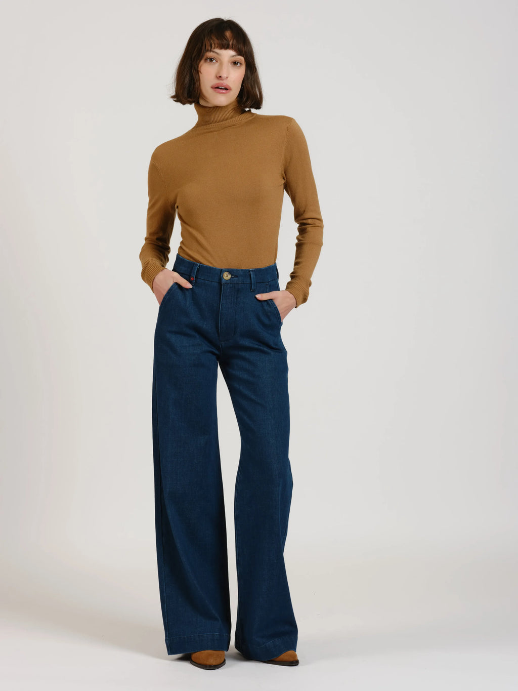 Jean évasé taille haute marine FRANCINE femme, NAVY, taille XS, porté par Léa (1m70) – photo 5