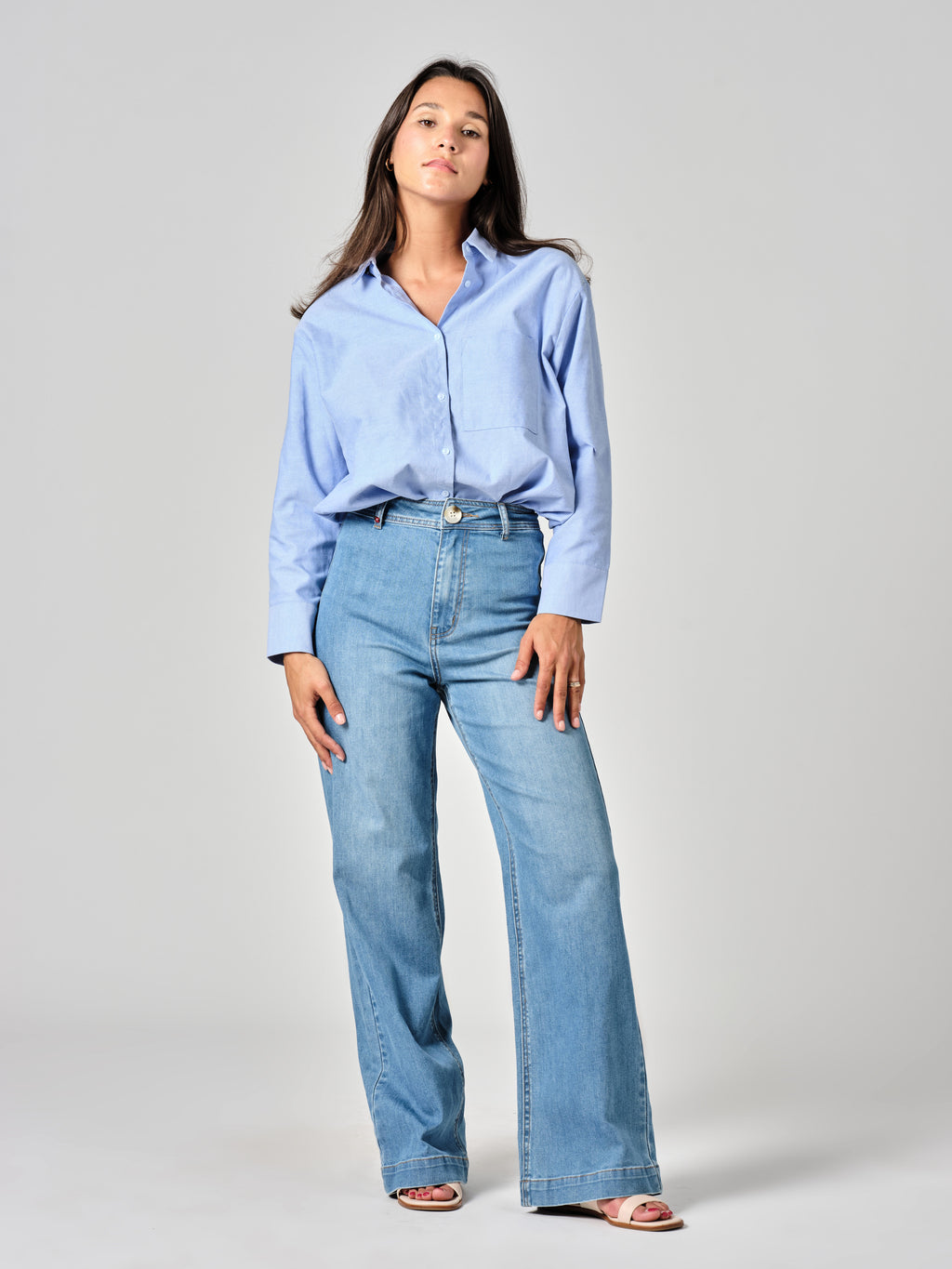Jean évasé bleu FAUVE femme, BLUE, taille XS, porté par Valentine (1m70) (FAM PARIS) – photo 1
