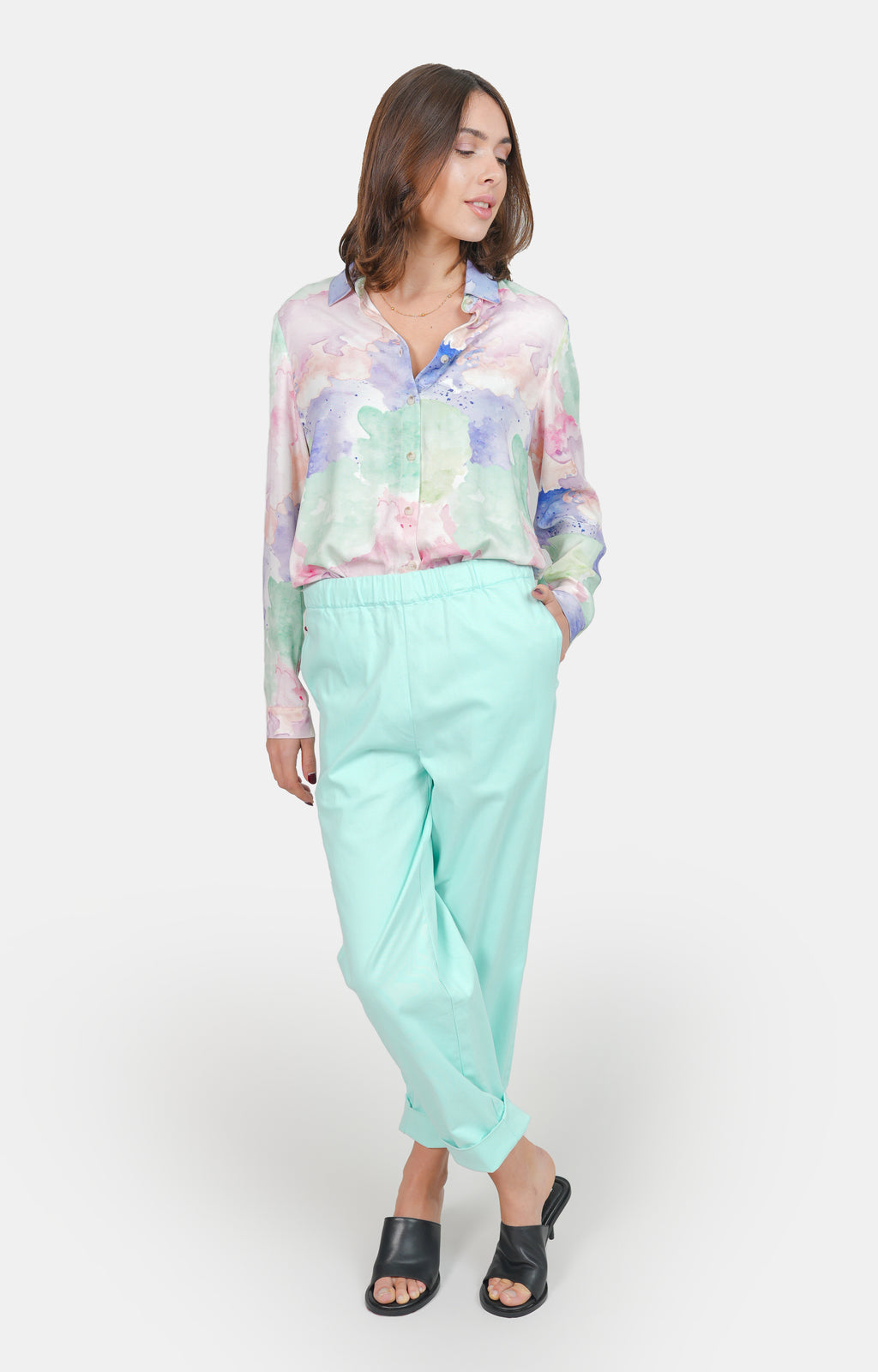 Mom confort menthe FRANCE femme, MINT, taille XS, porté par Claire (1m76) (FAM PARIS) – photo 1