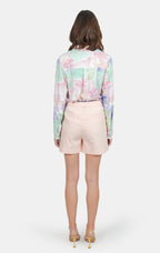 Short court ample ABBY saumon femme, LIGHT SALMON, taille XS, porté par Claire (1m76) – photo 5