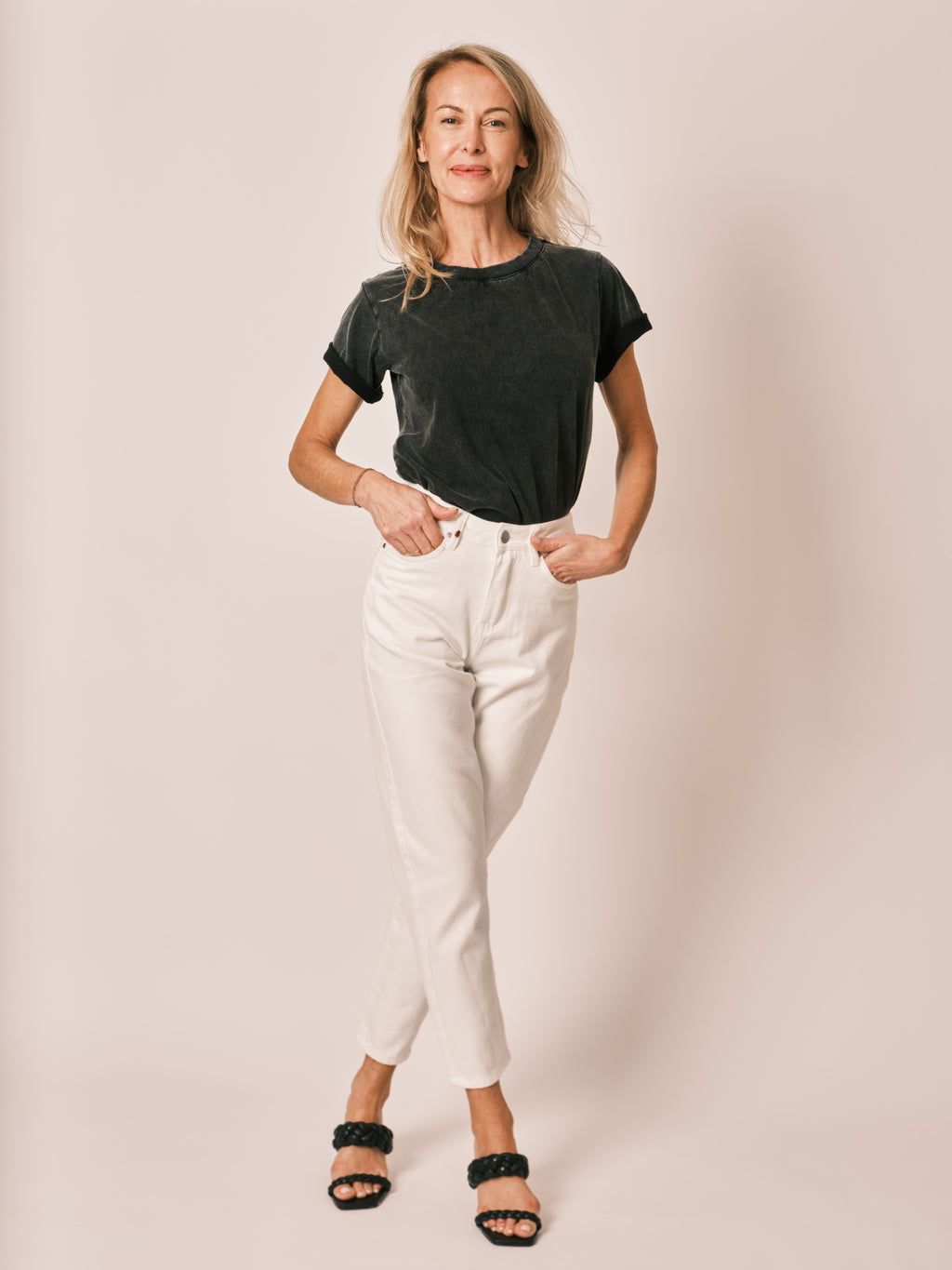 Jean mom blanc taille haute POLLY femme, WHITE, taille 25, porté par Jessica (1m75) (FAM PARIS) – photo 1