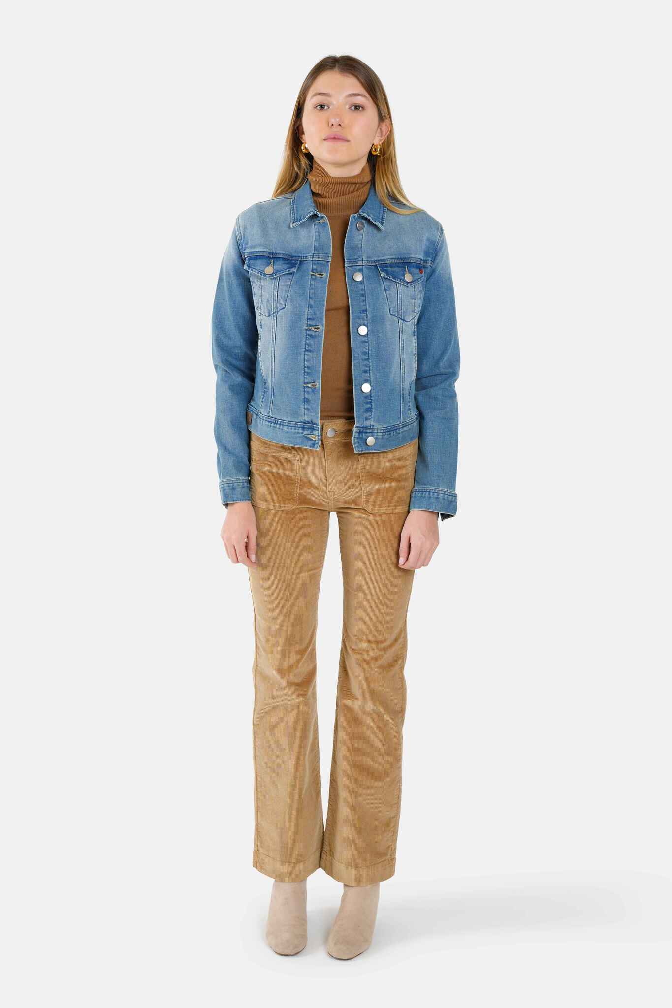 Veste cintrée en jean bleu VALERIE femme, BLUE, taille XS, porté par Lilou (1m75) – photo 2