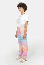 Pantalon imprimé Pastel A RAFA femme, PASTEL A, taille XS, porté par Marie (1m71) – photo 3