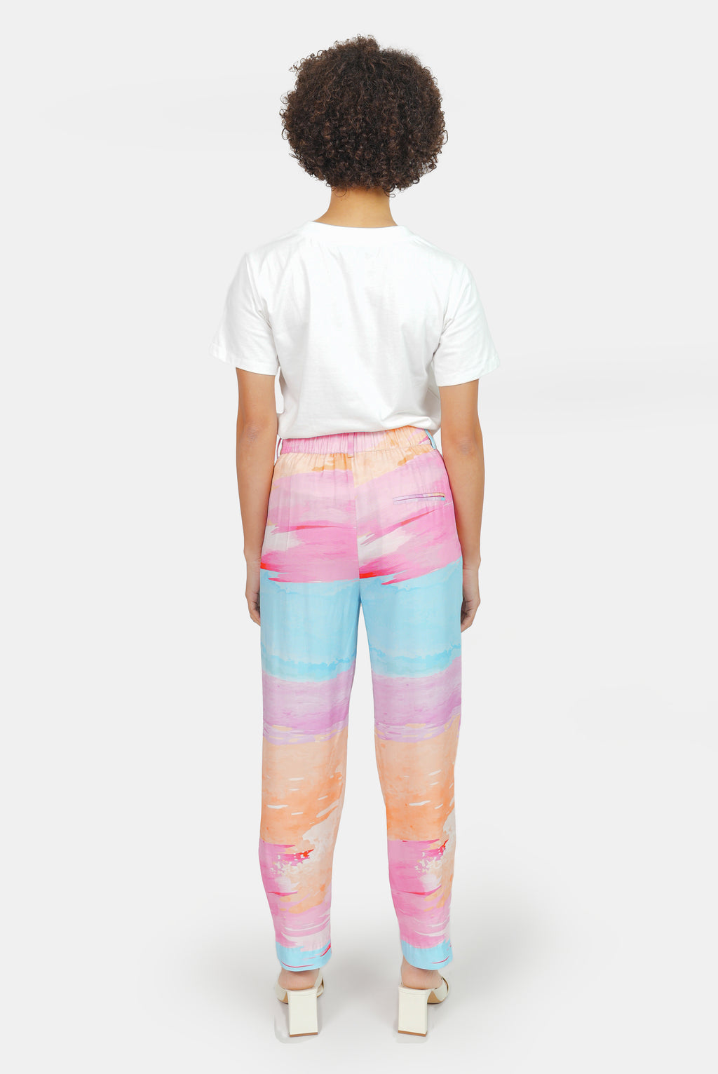 Pantalon imprimé Pastel A RAFA femme, PASTEL A, taille XS, porté par Marie (1m71) – photo 4