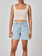 Short en jean ANON EMBRO femme, BLUE, taille XS, porté par Shazney (1m75) – photo 5