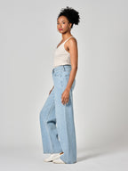 Jean large taille haute FLORA femme, BLUE, taille XS, porté par Shazney (1m75) – photo 3