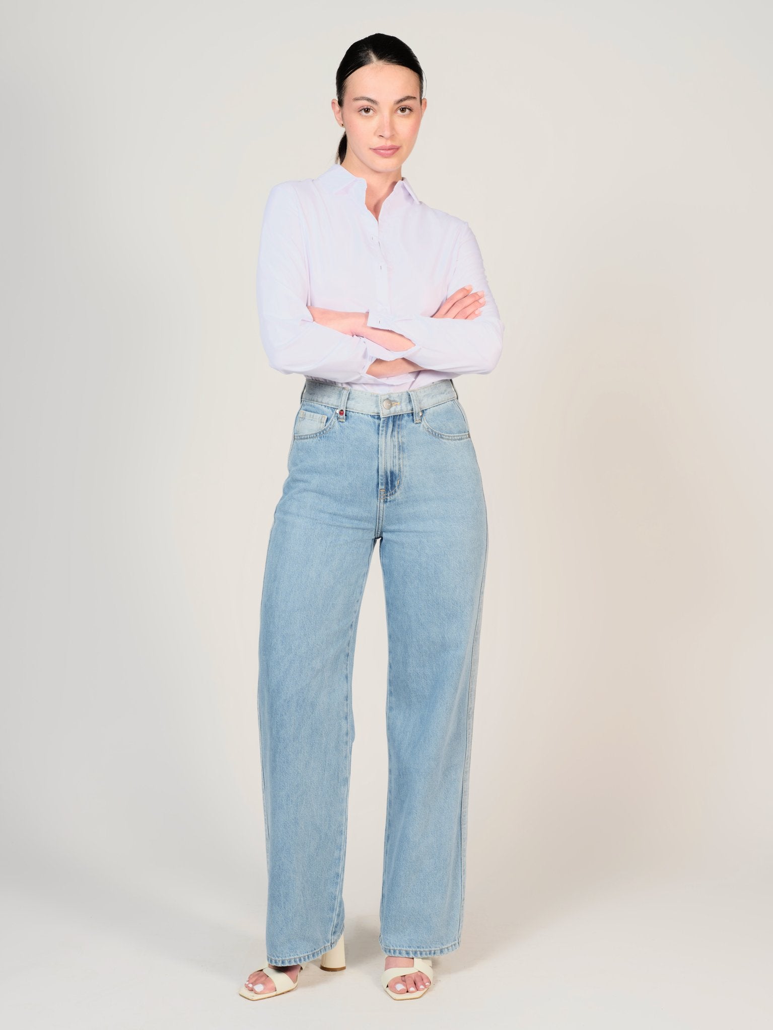 Jean évasé bleu FOREST GANSE femme, BLUE, taille XS, porté par Mélissa (1m70) (FAM PARIS) – photo 1