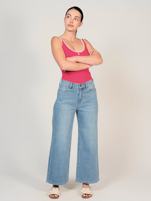 Jean large bleu FLORA CROPPED femme, BLUE, taille XS, porté par Mélissa (1m70) (FAM PARIS) – photo 1