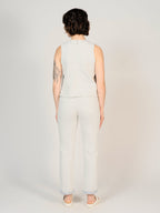 Jean mom blanc PATRICIA MFN femme, WHITE/BLUE, taille 25, porté par Sarah (1m72) – photo 4
