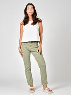 Jean mom kaki PATRICIA MFN femme, KAKI, taille 25, porté par Valentine (1m70) (FAM PARIS) – photo 1