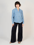 Chemise en jean broderie cœur bleu STACY femme, BLUE, taille XS, porté par Sarah (1m72) (FAM PARIS) – photo 1
