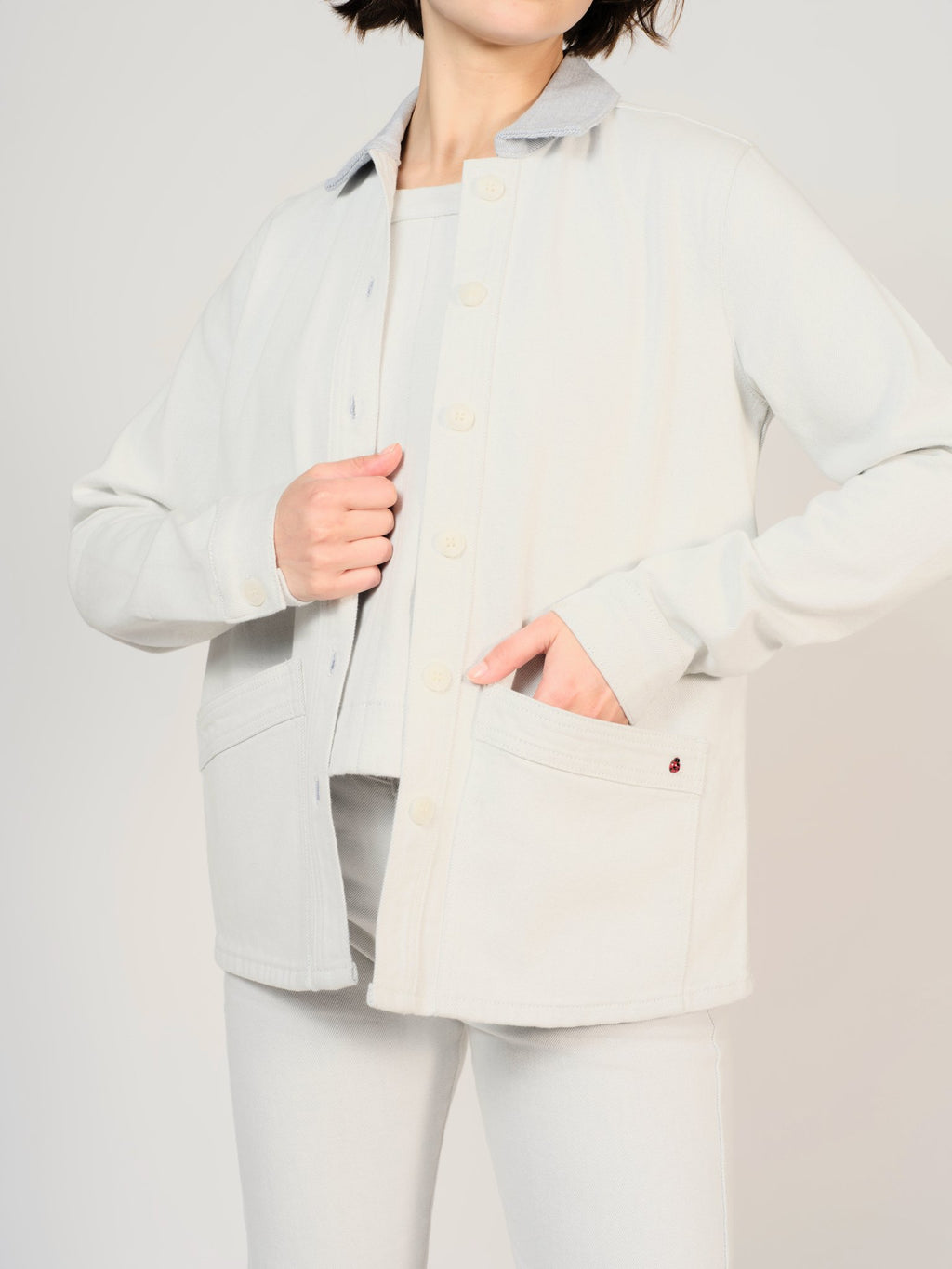 Veste en jean blanc VIVIAN femme, WHITE/BLUE, taille XS, porté par Sarah (1m72) – photo 2