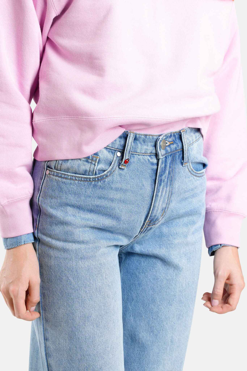 Jean baggy élégance décontractée et confort assuré LENA femme, BLUE, taille XS, porté par Lilou (1m75) (FAM PARIS) – photo 1