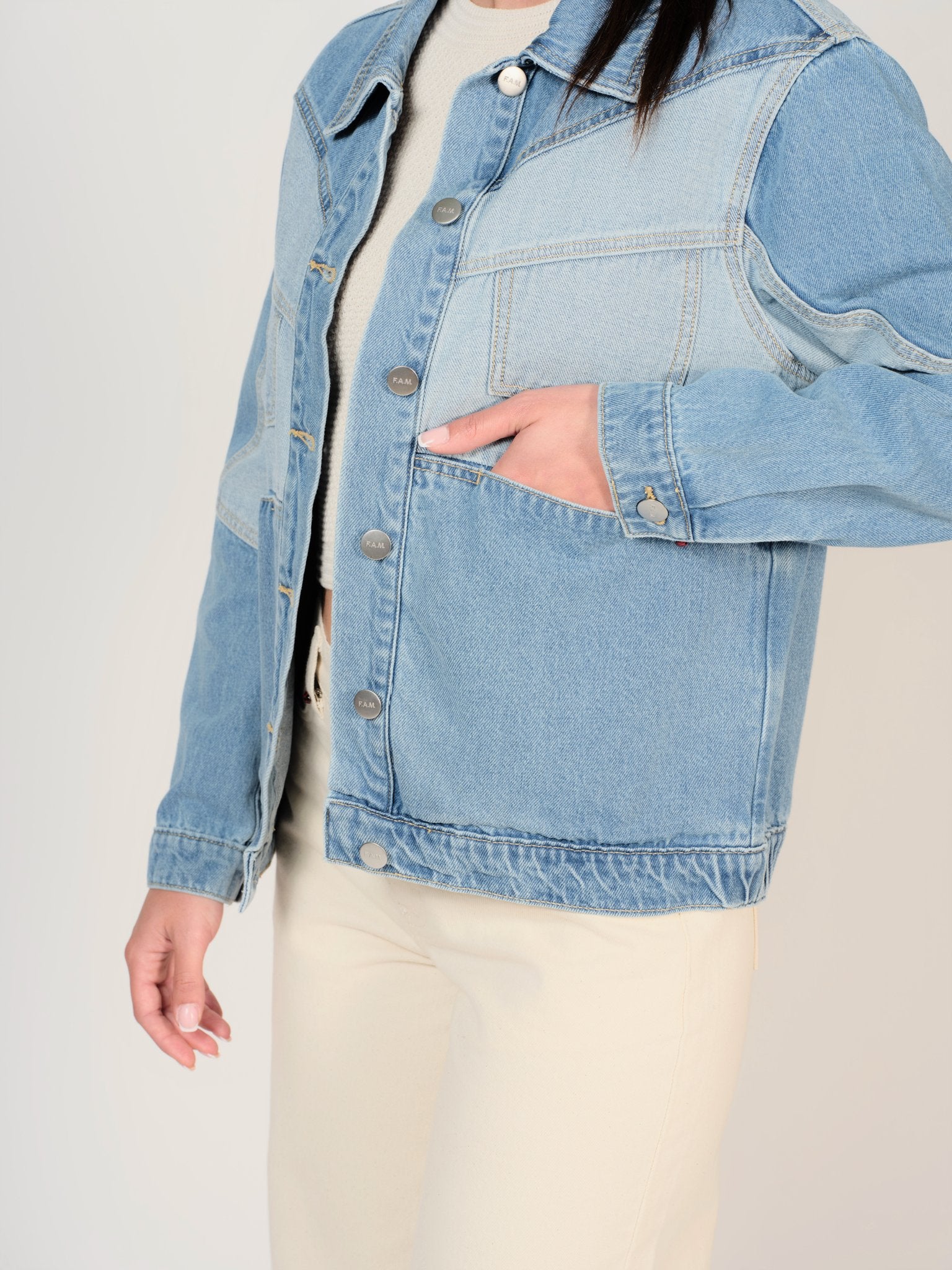 Veste en jean bleu VANNY femme, BLUE, taille XS, porté par Mélissa (1m70) (FAM PARIS) – photo 1