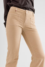 Pantalon bootcut en velours taille mi-haute BELLA femme, BEIGE, taille 25, porté par Pauline (1m65) – photo 5