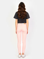 Pantalon chino rose SHARONE femme, PINK, taille 25, porté par Amanda (1m76) – photo 4