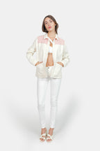 Veste en jean légère bi-color écru et rose VIVIAN femme, GREIGE/PINK, taille XS, porté par Claire (1m76) (FAM PARIS) – photo 1