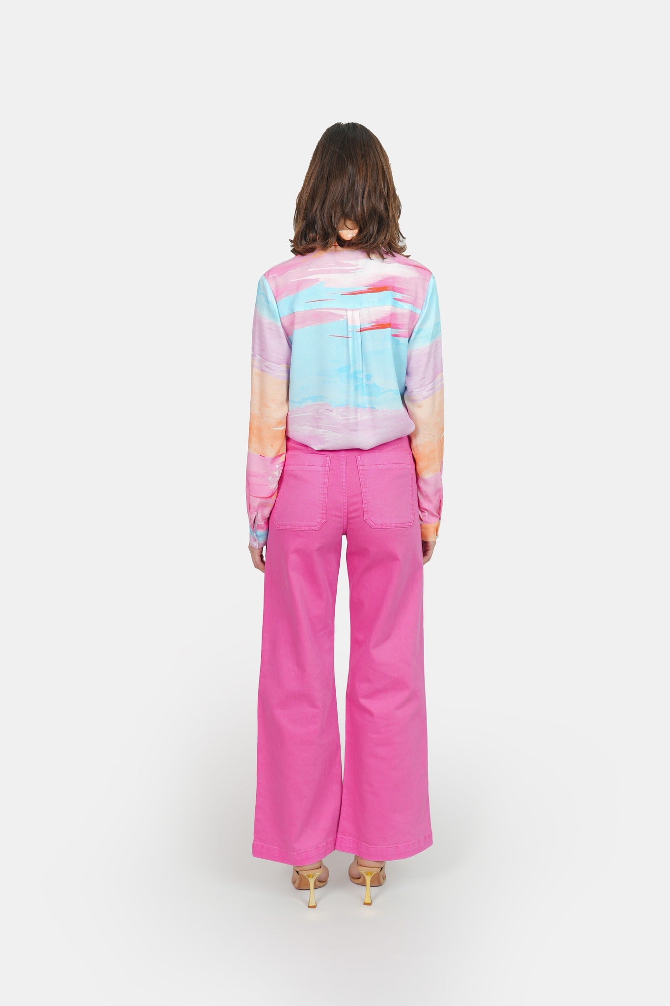 Jean évasé fuchsia FAUVE en coton femme, FUCHSIA, taille XS, porté par Claire (1m76) – photo 4